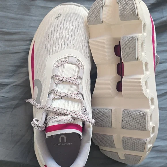 On Cloudmonster Women's Sneakers, Size 7.5, Retail $170.00 USD, Ivory/Grenadine